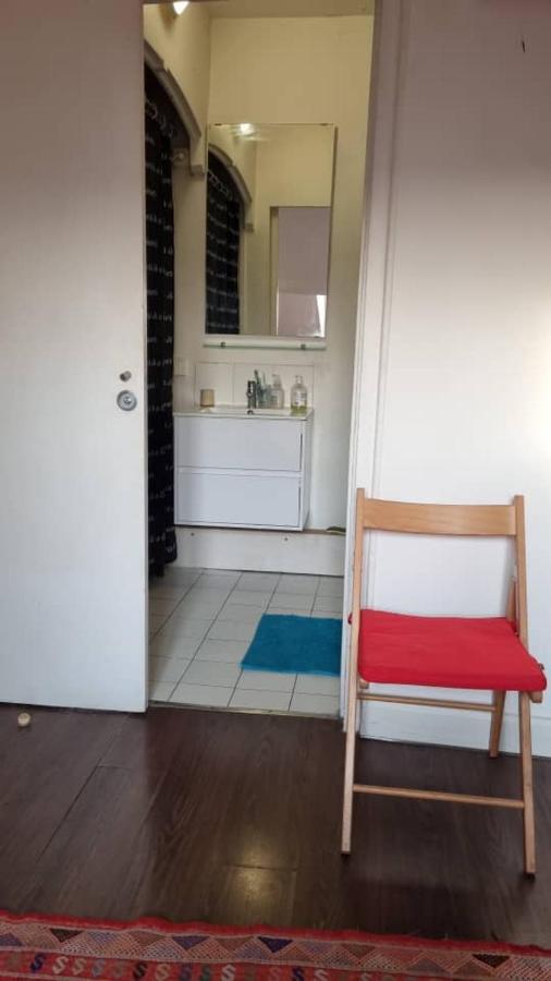 Charmant 2 Pieces Clichy Levallois Exterior foto
